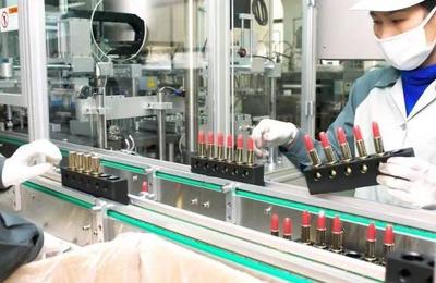 東方美谷迎盛會(huì) 國(guó)際化妝品大會(huì)在奉賢開(kāi)幕,引領(lǐng)行業(yè)技術(shù)新浪潮